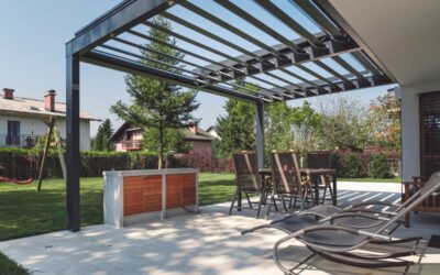 Pergola bioclimatica addossata: caratteristiche e perché sceglierla